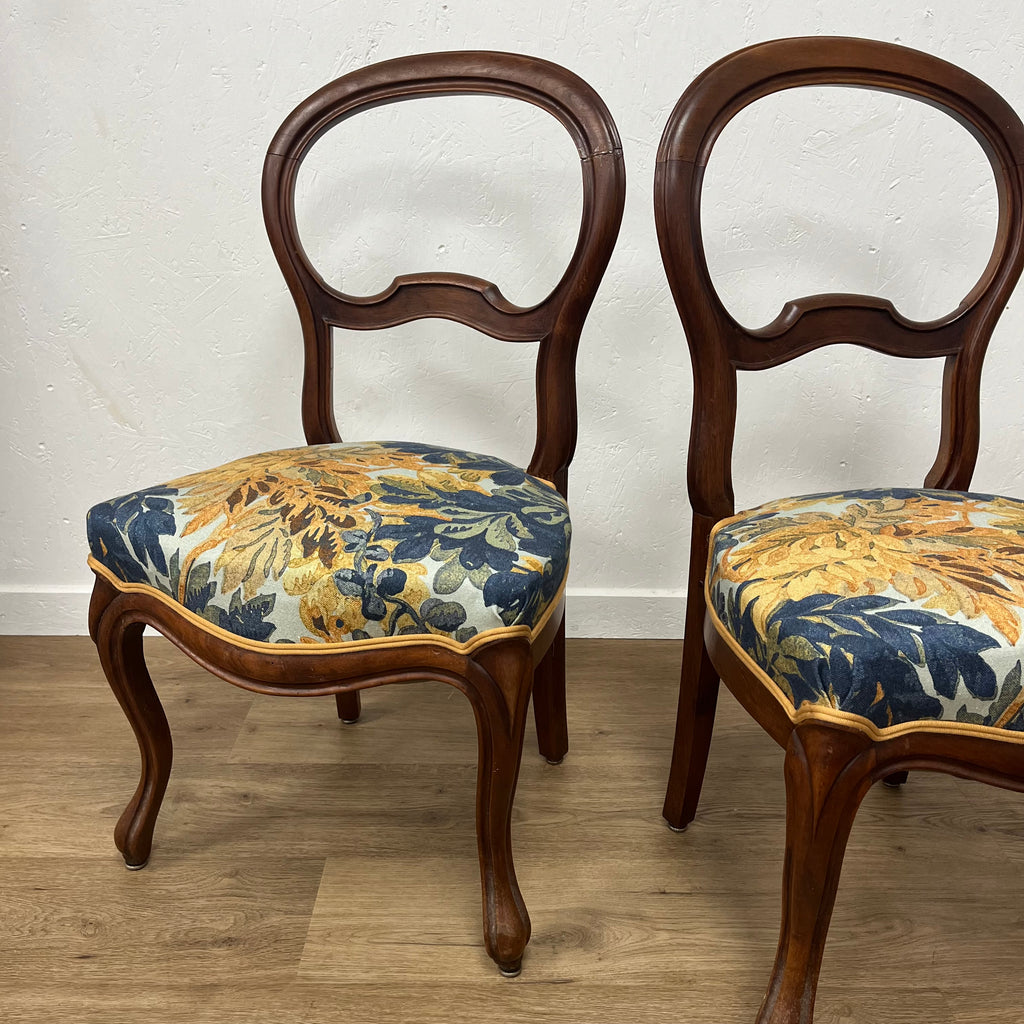 Réfection de fauteuils et petites chaises Napoléon III – Changement de tissu