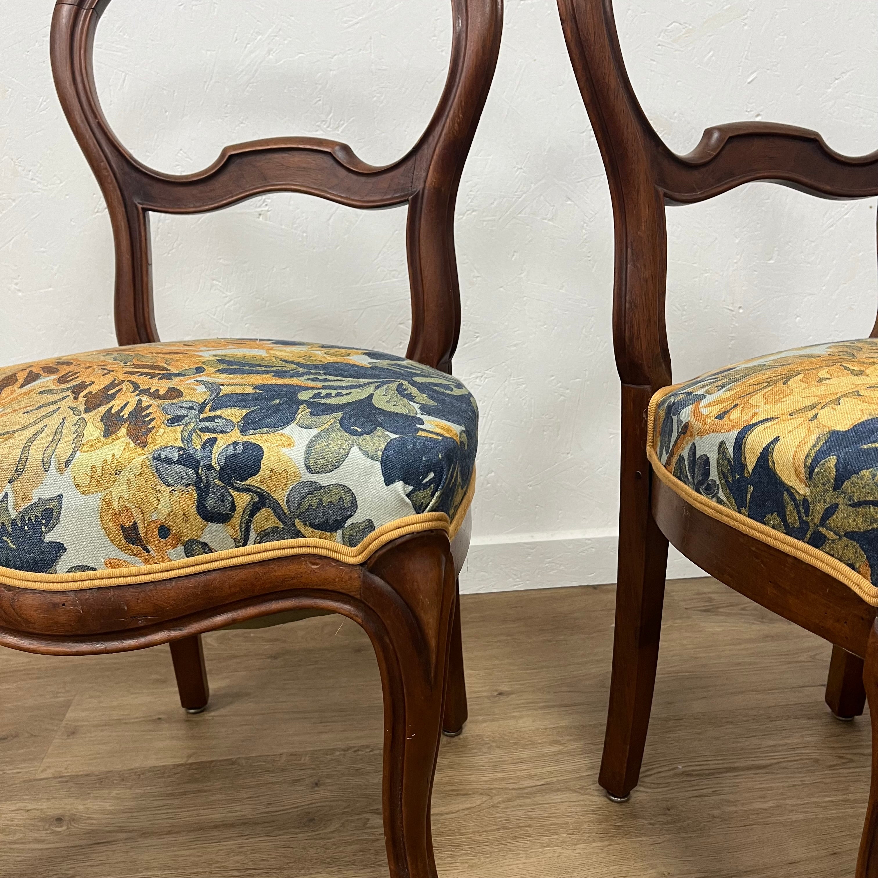 Réfection de fauteuils et petites chaises Napoléon III – Changement de tissu
