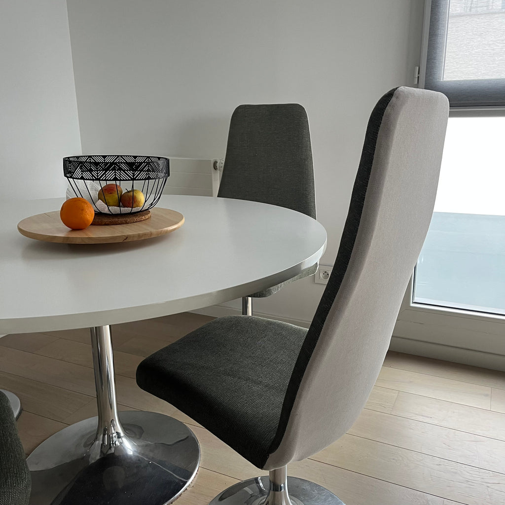 Réfection complète de l’assise et du dossier – Chaises style années 70