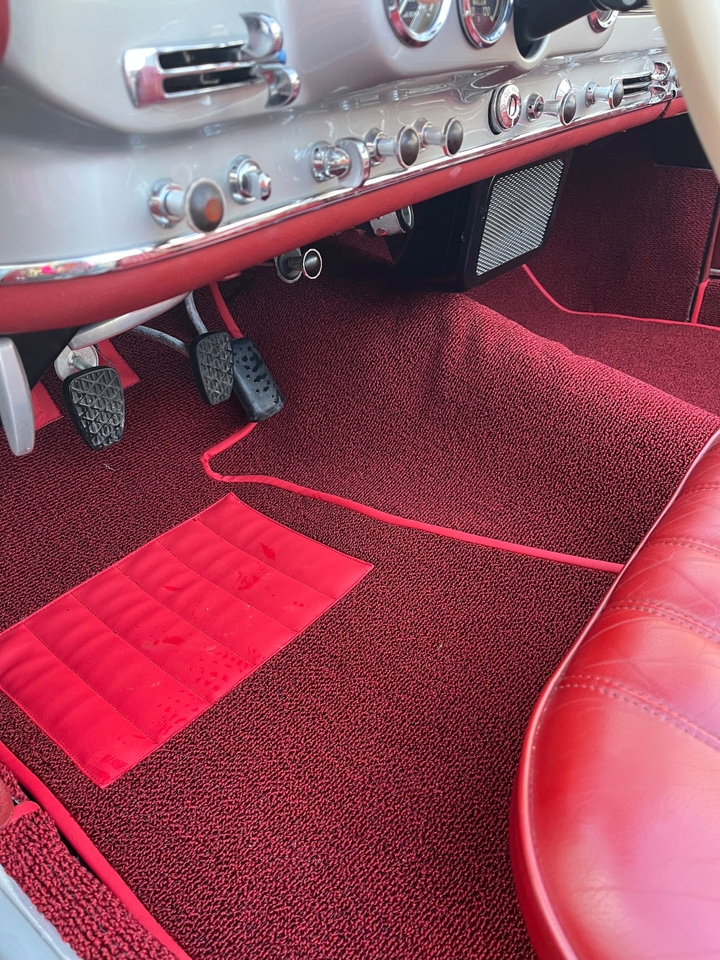 Rénovation complète de l’intérieur d’une voiture de collection