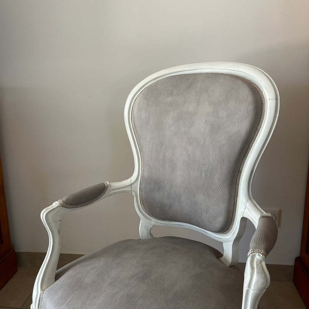 Réfection complète en traditionnel de fauteuils cabriolet