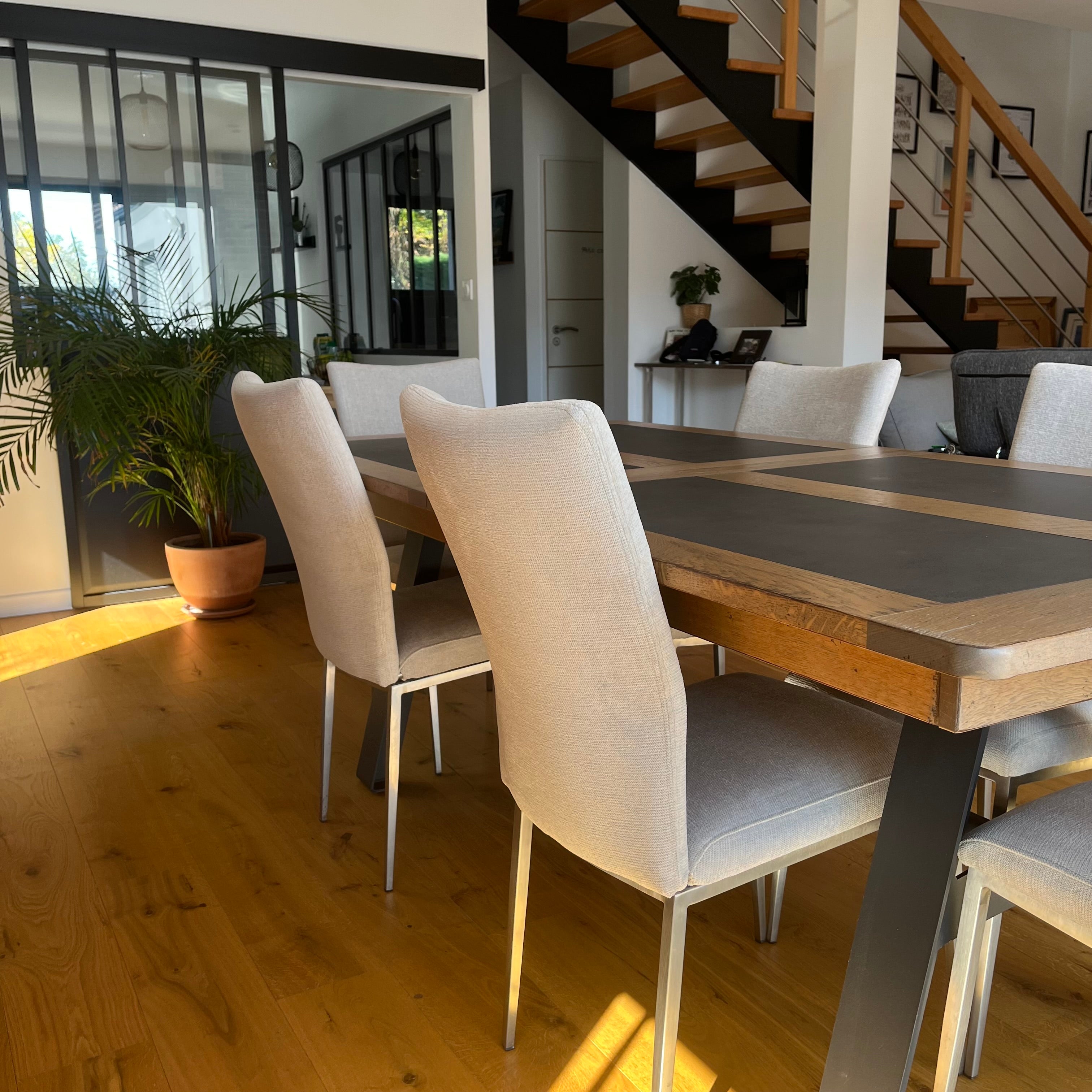 Réfection de 6 chaises de salle à manger