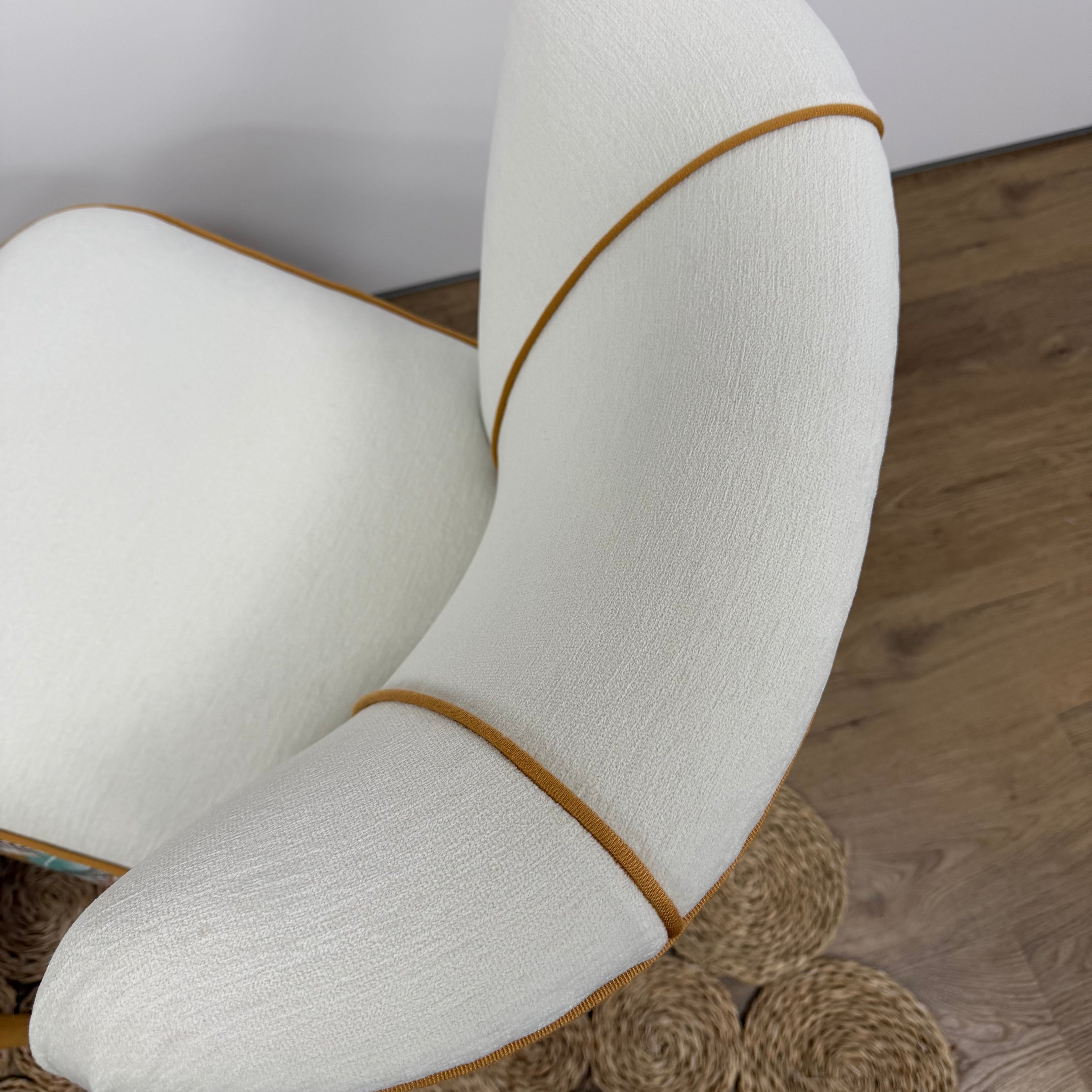 Paire de fauteuils restaurée – Tissus velours à motifs et uni